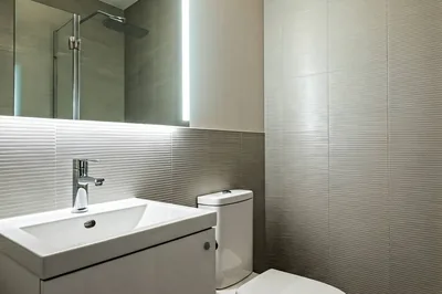 Bathroom remodel projects with waterproofing and niche tile